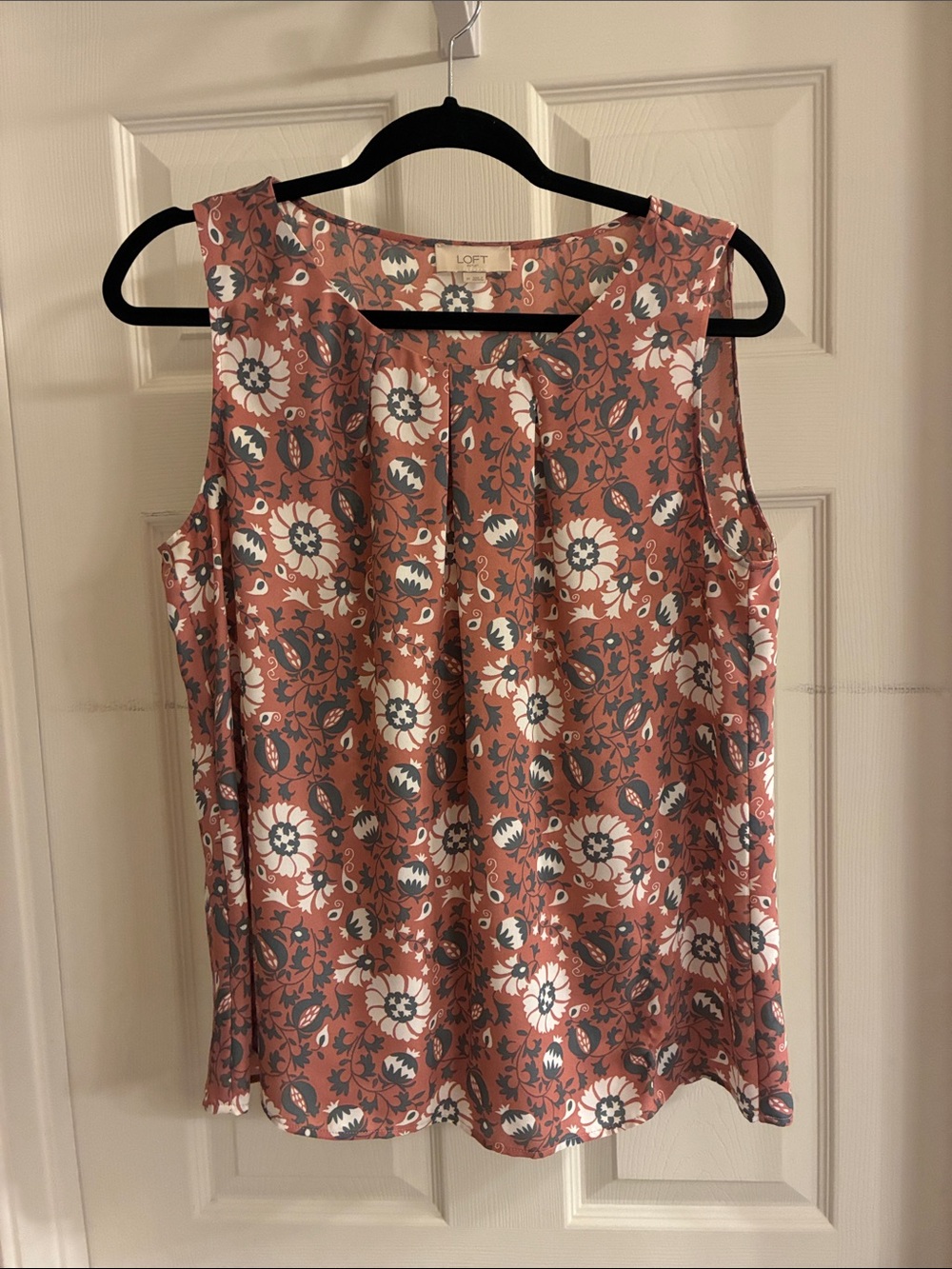 LOFT Rust Coral Floral Sleeveless Camisole